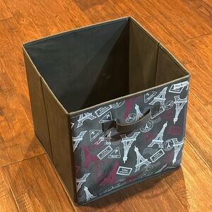 Eiffel Tower Storage Bin